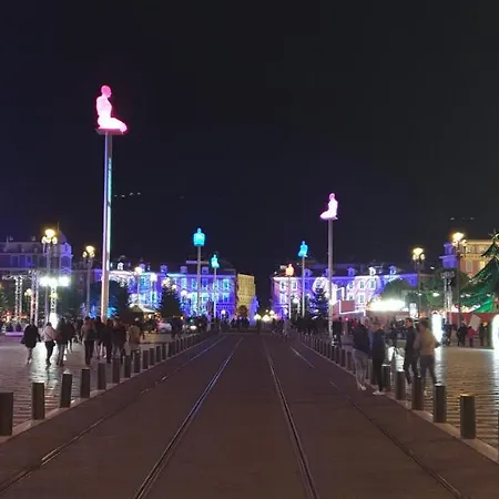 アパート Le Massenet France